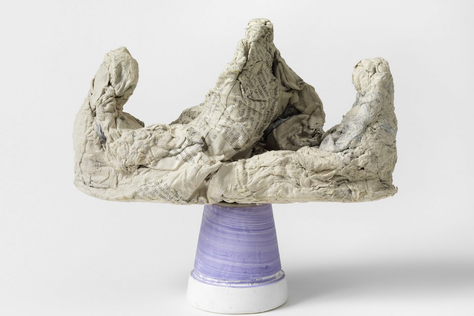 Ansicht der Arbeit «Figurine (Rites de passage)» von Evi Kliemand