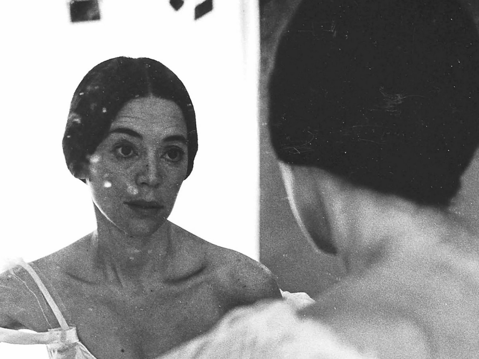 [Translate to Englisch:] Detailansicht der Arbeit «The Two Eleanors (aus der Serie The Ballerina)» von Eleanor Antin