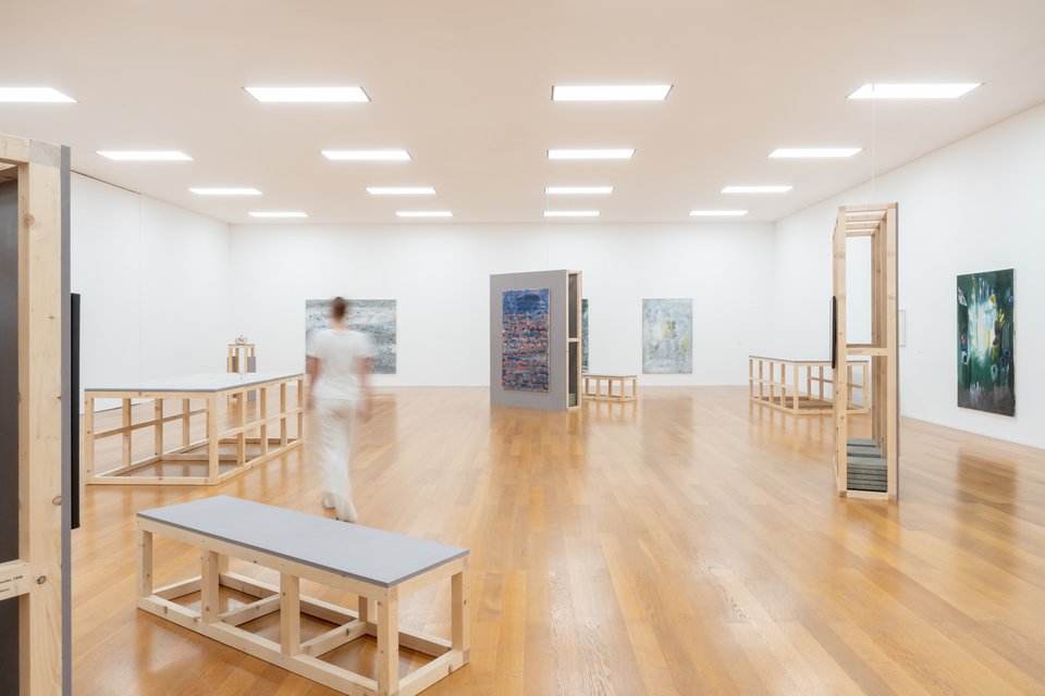 Ansicht der Ausstellung «Im Kontext der Sammlung: Evi Kliemand. Übers Wasser gehen»